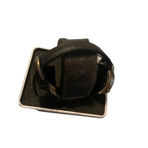 Disney Mickey Mouse 90th Anniversary Commemorative Retro Accutime Wristwatch - Picture 6 of 16